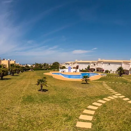 Beautiful 1 Bedroom Close To The Apartamento *