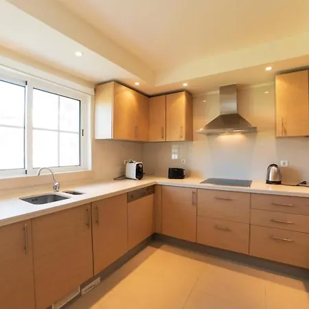 Apartamento Beautiful 1 Bedroom Close To The Albufeira